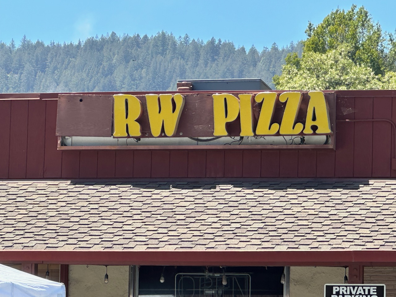 Redwood Pizza, Felton, CA